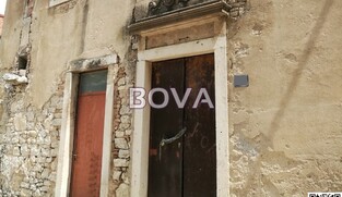 Poslovno stambeni objekt 680 m2 u Benkovcu, Zadar *PRILIKA*  (ID-1918)