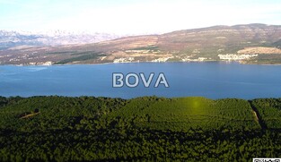 Građevinski teren 693 m2 &ndash; Pridraga *Uz prometnicu* (ID-2393/D)