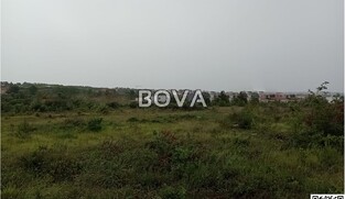 Građevinsko zemlji&scaron;te 607 m2 &ndash; Vrsi *Uz prometnicu* (ID-2538/E)