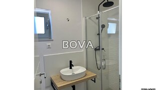 Apartman 130 m2 &ndash; Zadar *POGLED MORE* (ID-2561/E)